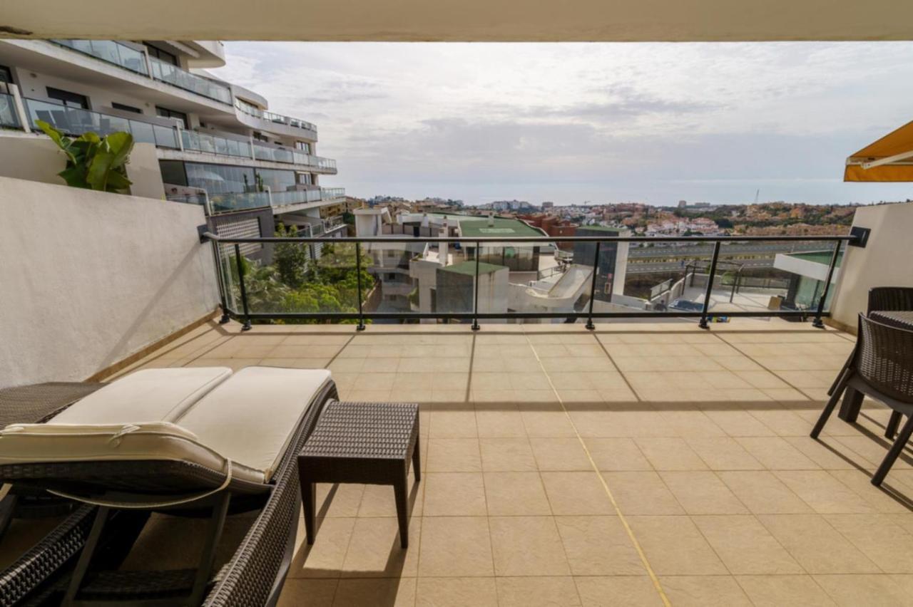 CT 167 - Hollywood Hills en Riviera del Sol Appartement Sitio de Calahonda Buitenkant foto
